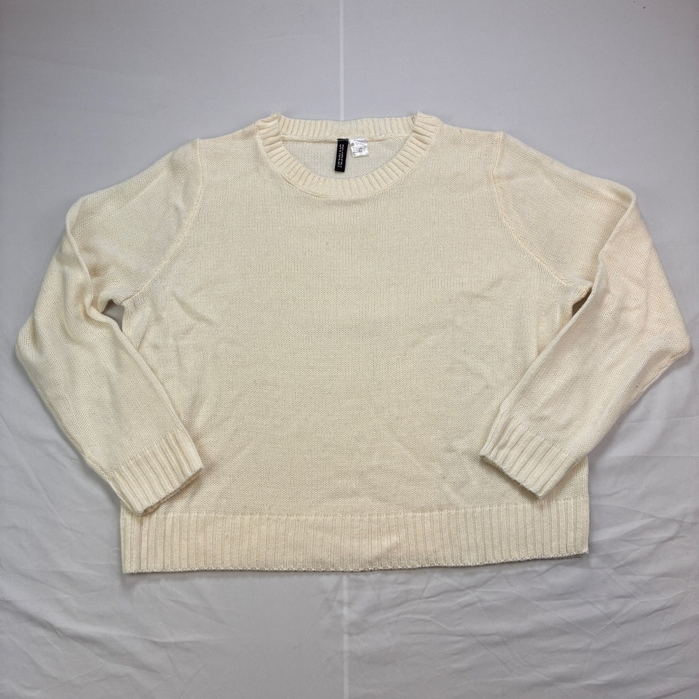 H&M Ladies Soft Cream/White Crew Neck Semi Cropped Sweater
